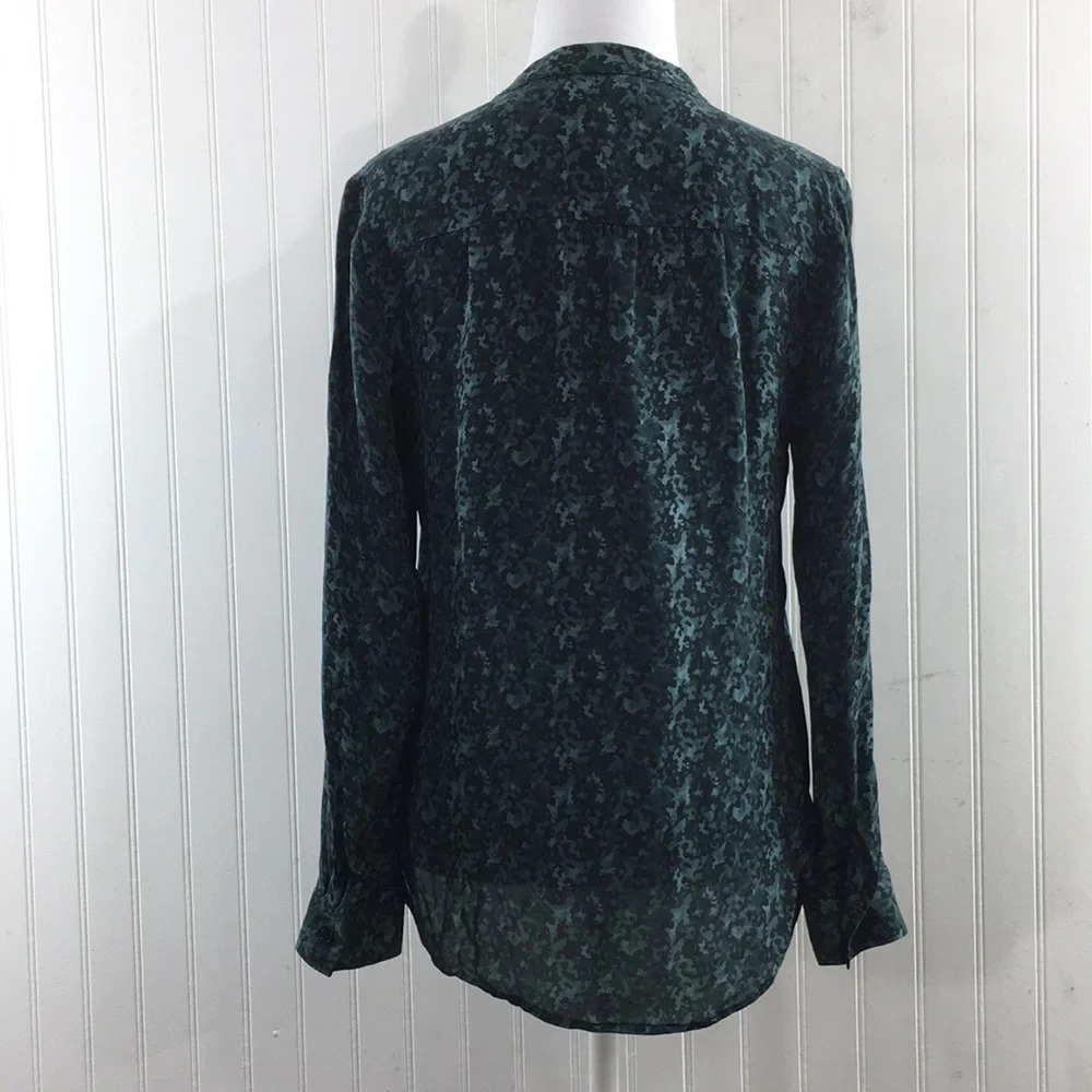 Dylan Gray Green Black Camo Silk Shirt Womens Small Long‎ Sleeve Popover - Picture 3 of 10